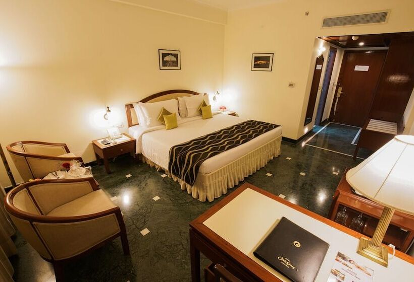 اتاق سوپریور, Clarks Shiraz