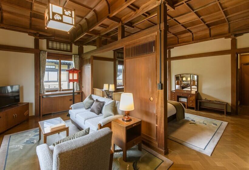 غرفة قياسية, Fujiya