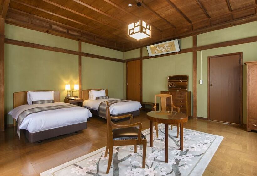 غرفة قياسية, Fujiya