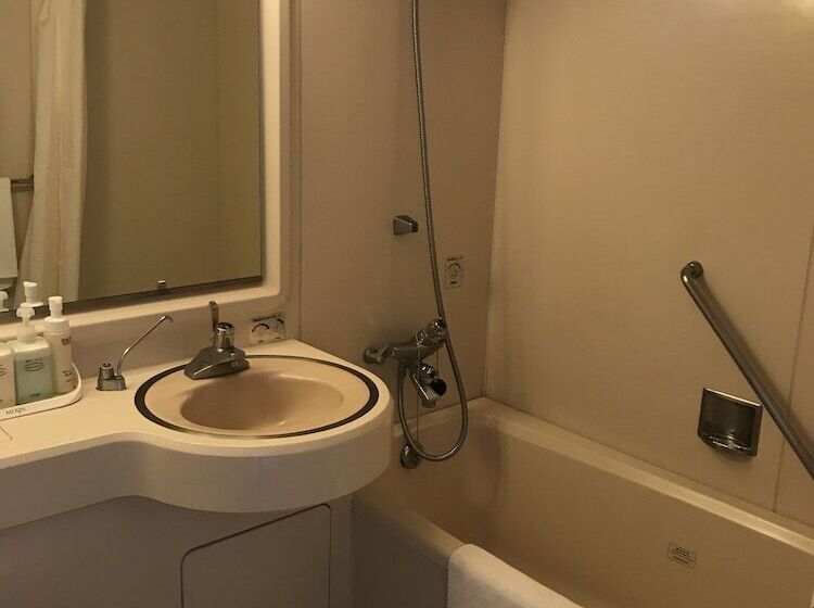 キングサイズベッドのスタンダードルーム, Grand Terrace Chitose