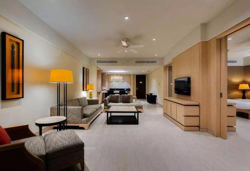 Executive Suite, Hilton Osaka