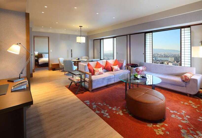 جناح إدارى, Hilton Osaka