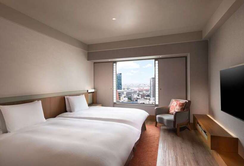 جناح إدارى, Hilton Osaka