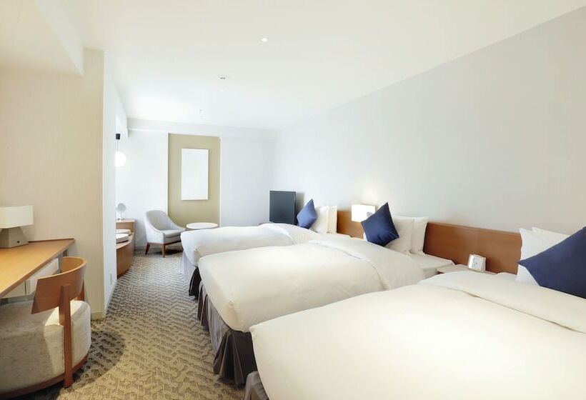 高级三人间, Keio Plaza Hotel Sapporo