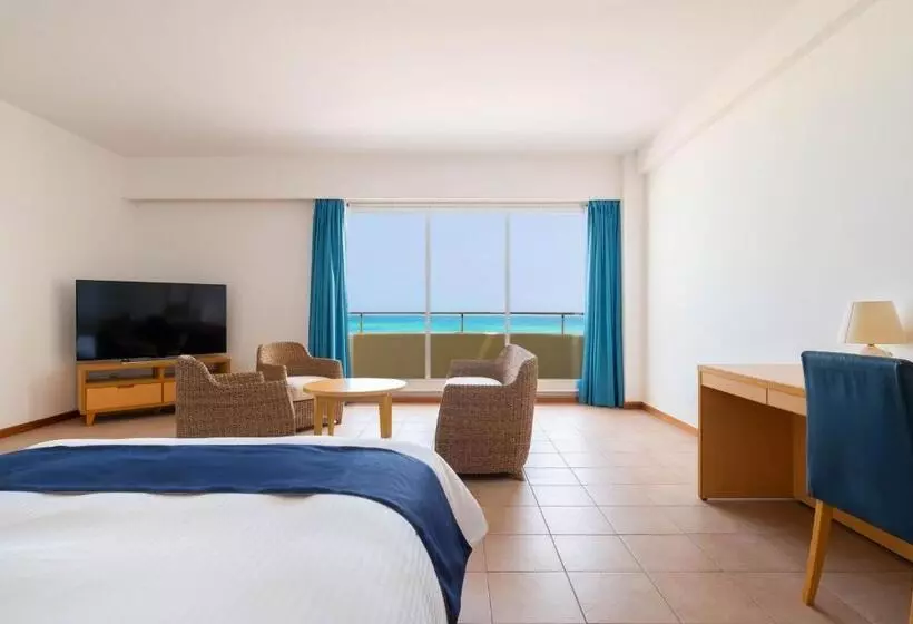 オーシャンビュージュニアスイート, En Resort Kumejima Eef Beach
