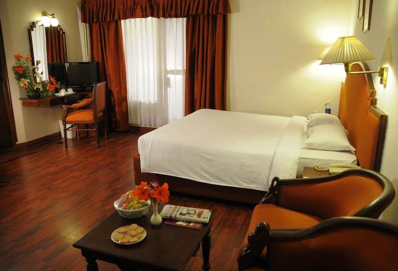 디럭스 룸, Nalapad S Hotel Bangalore International
