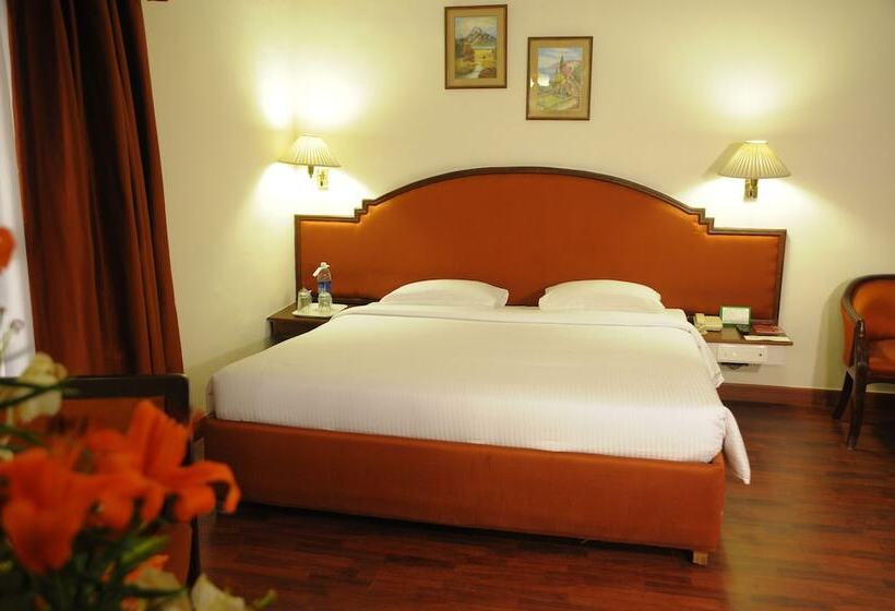 Quarto Deluxe, Nalapad S Hotel Bangalore International