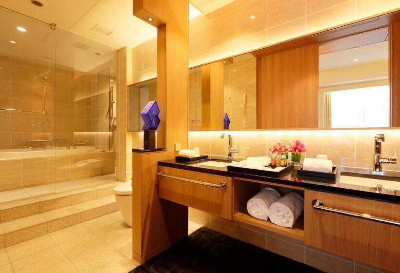 غرفة ديلوكس سرير كينج, Nikko Kanazawa