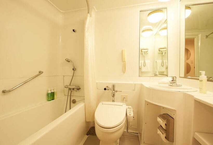 חדר סטנדרט יחיד, Nikko Narita