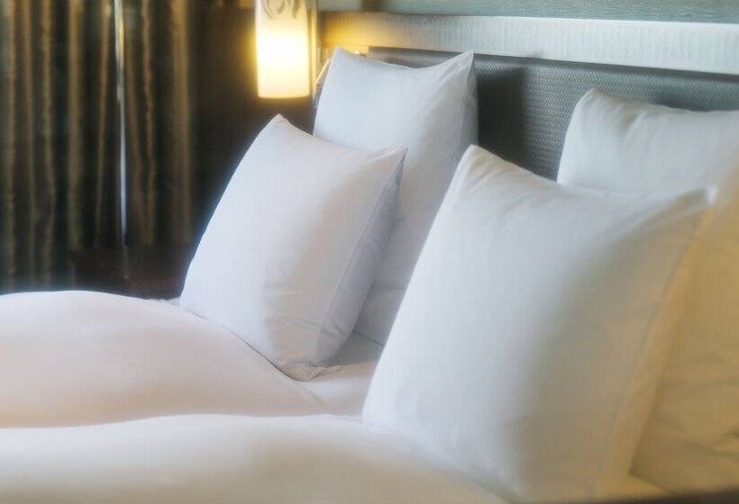 غرفة كلوب, Okinawa Harborview