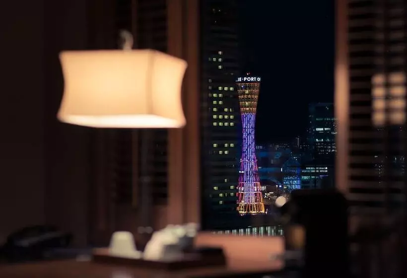 اتاق لوکس با چشم‌انداز شهر, Oriental