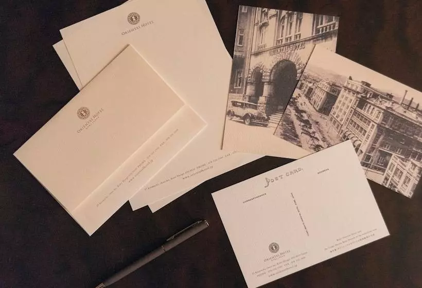 اتاق لوکس با چشم‌انداز شهر, Oriental