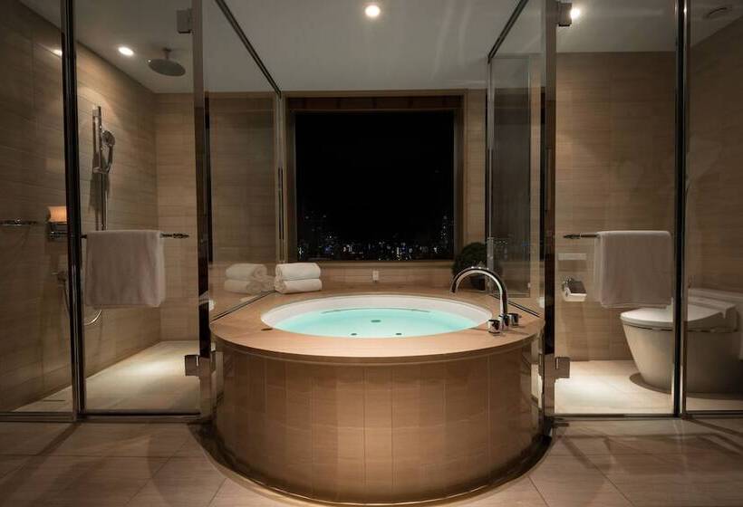 ジュニアスイート, Oriental