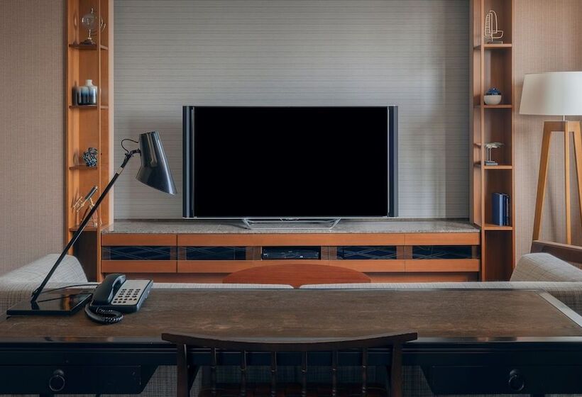 ジュニアスイート, Oriental