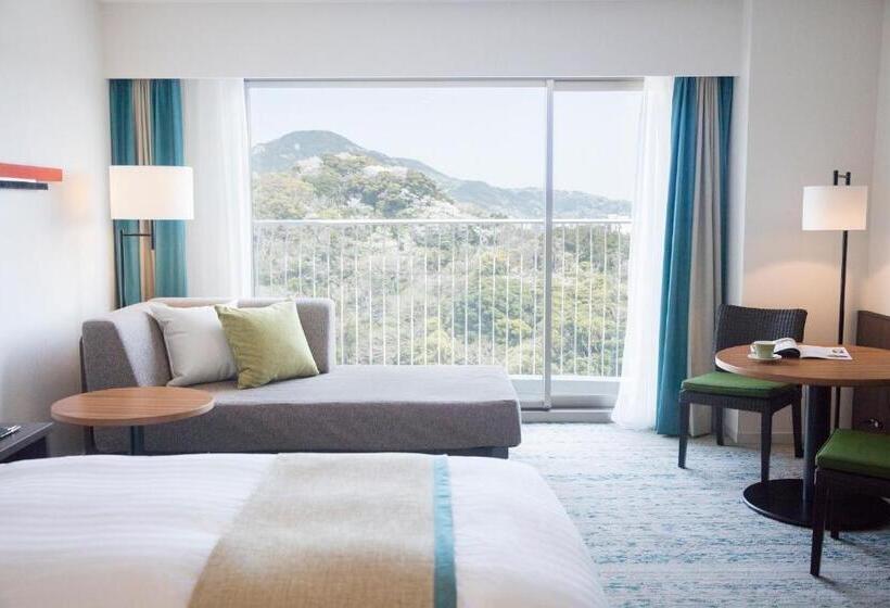 חדר סופריור עם מרפסת, Shimoda Tokyu