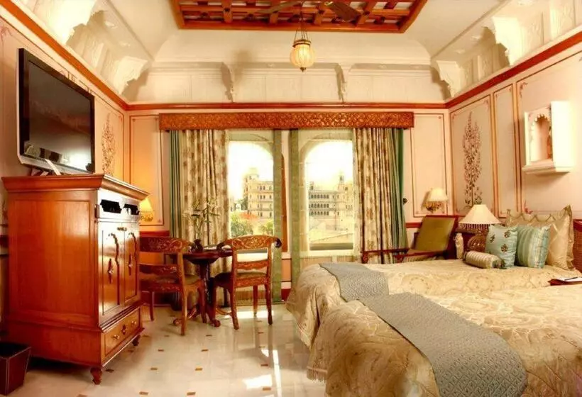レイクビューデラックスルーム, Taj Lake Palace Udaipur