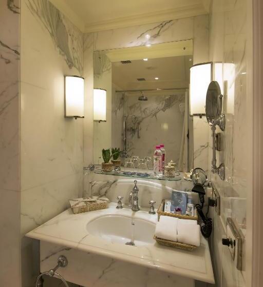 レイクビューデラックスルーム, Taj Lake Palace Udaipur