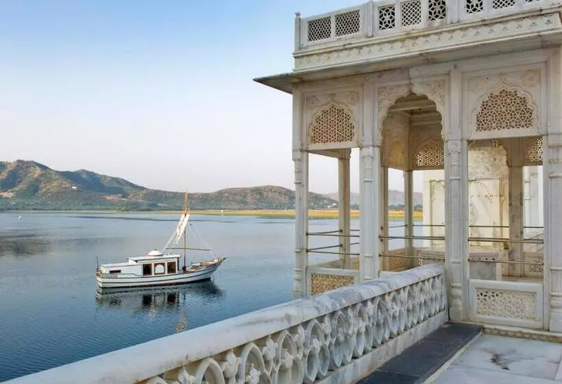 ロイヤルスイート, Taj Lake Palace Udaipur