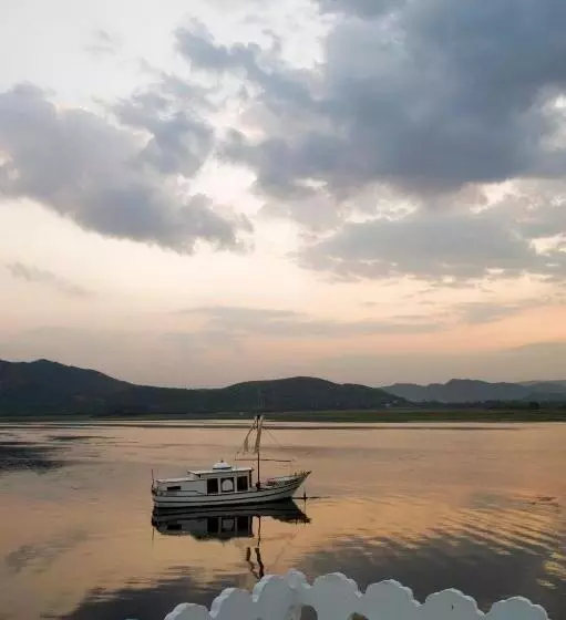 ロイヤルスイート, Taj Lake Palace Udaipur