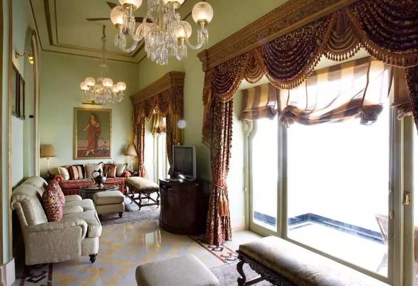 プレジデントスイートルーム, Taj Lake Palace Udaipur