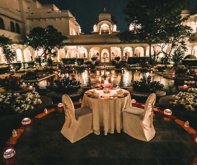 レイクビューデラックスルーム, Taj Lake Palace Udaipur