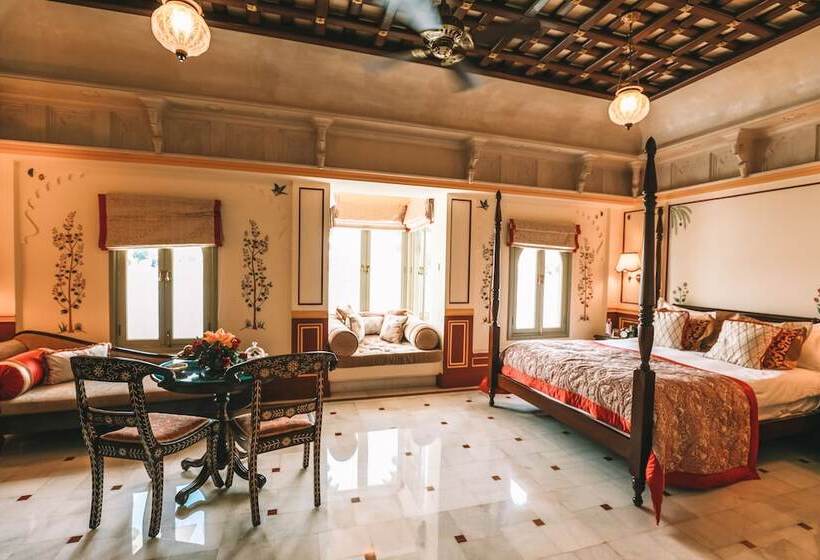 レイクビュースタンダードルーム, Taj Lake Palace Udaipur