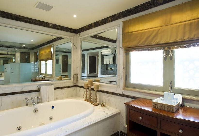 プレジデントスイートルーム, Taj Lake Palace Udaipur