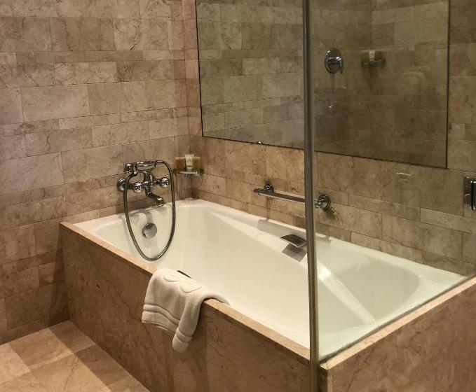 اتاق لوکس, The Leela Mumbai