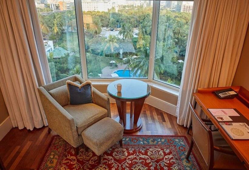 Premium Room City View, The Leela Mumbai