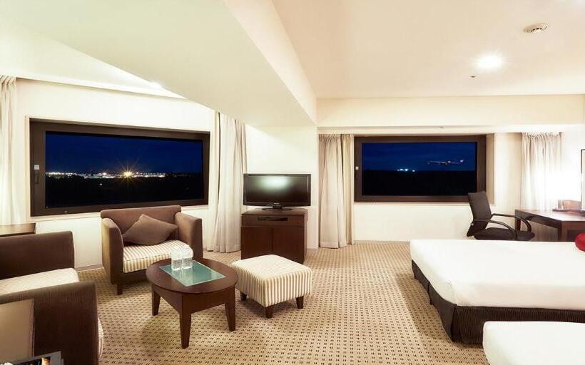 Premium room with view, Ana Crowne Plaza Narita, An Ihg