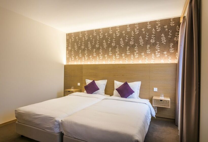 سوییت جونیور, Bon Repos