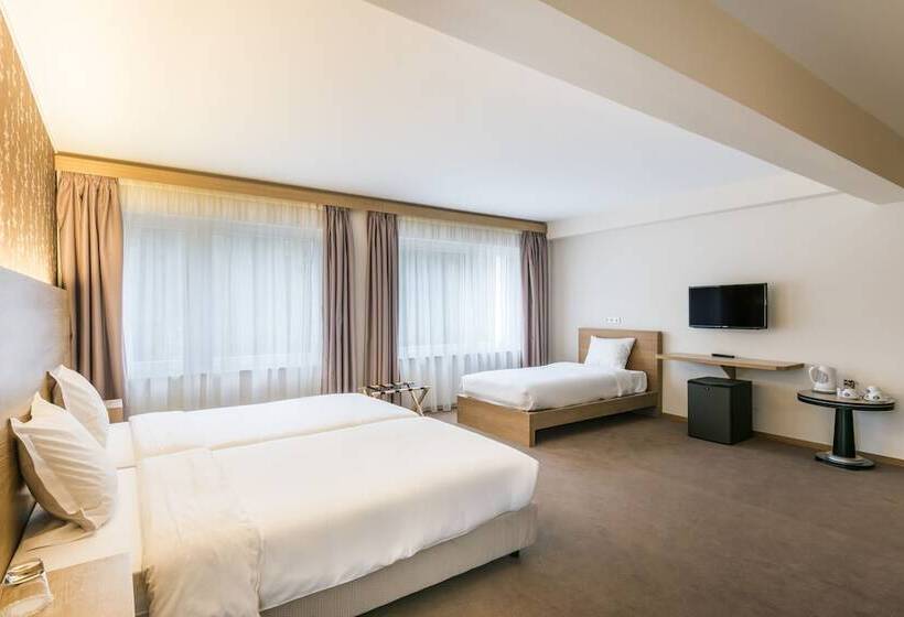 اتاق استاندارد سه نفره, Bon Repos