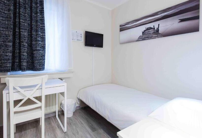 Quarto Basic Individual, Bristol