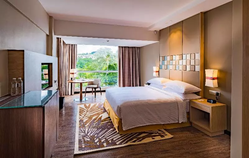 キングサイズベッドのスタンダードルーム, Doubletree Resort By Hilton Hotel Penang