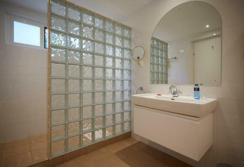 اتاق استاندارد, Fairview Hotel Nairobi