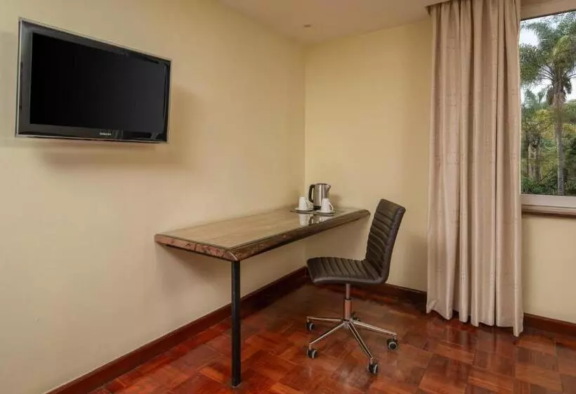 اتاق استاندارد یک نفره, Fairview Hotel Nairobi