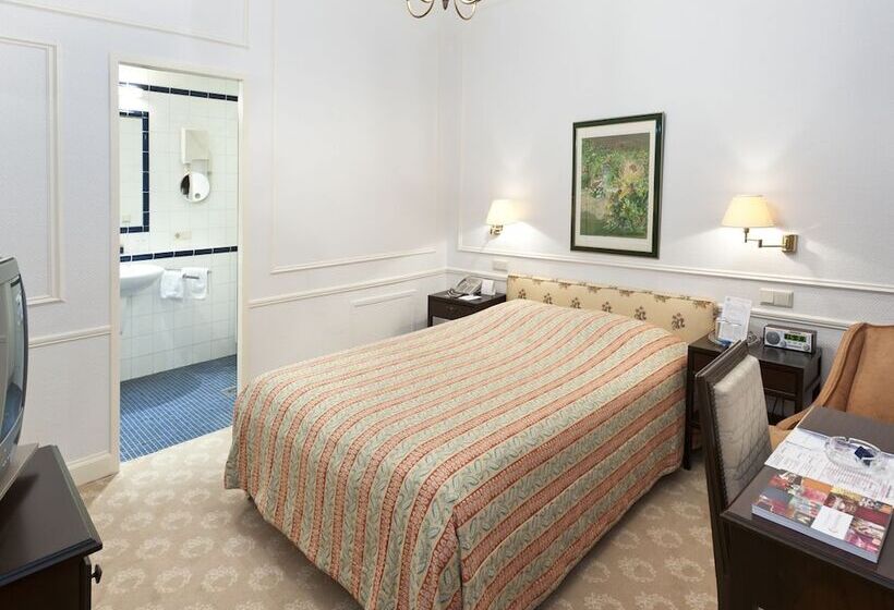 اتاق استاندارد, Grand Hotel Cravat