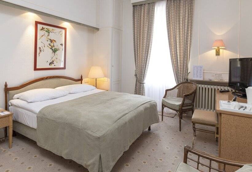 اتاق سوپریور, Grand Hotel Cravat