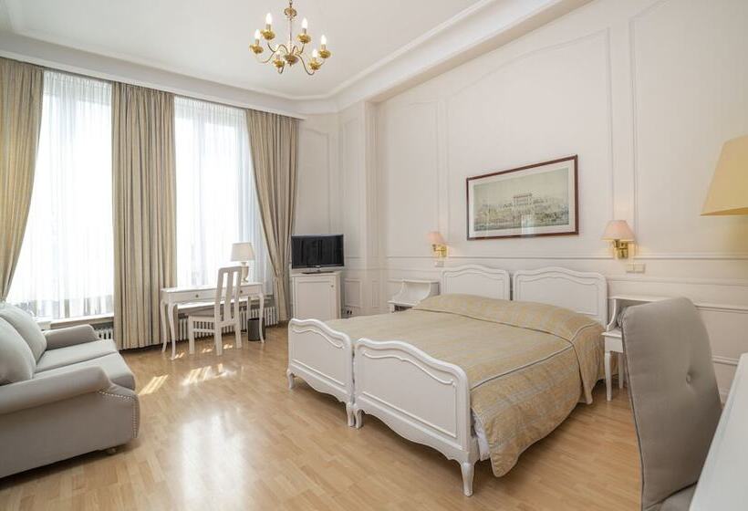 اتاق سوپریور, Grand Hotel Cravat