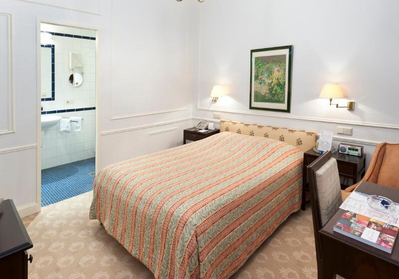 اتاق استاندارد, Grand Hotel Cravat