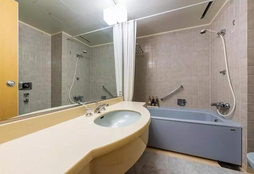 سوییت با چشم‌انداز کوه, Aso Resort Grandvrio