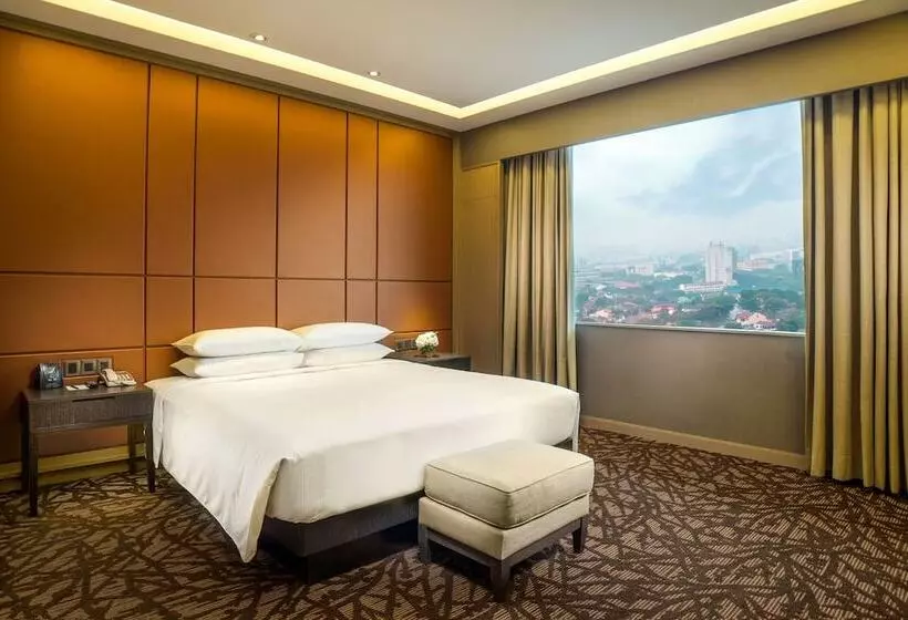 سوییت اجرایی, Hilton Petaling Jaya