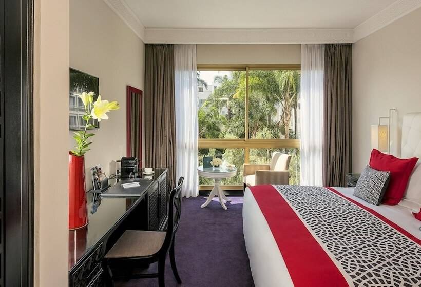 اتاق سوپریور با چشم‌انداز باغ, La Tour Hassan Palace