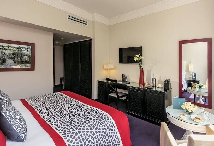 اتاق سوپریور با چشم‌انداز باغ, La Tour Hassan Palace