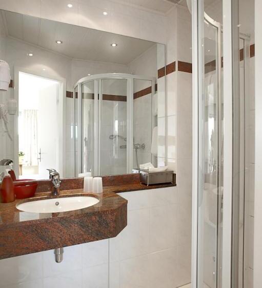 اتاق استاندارد با بالکن, Perekop