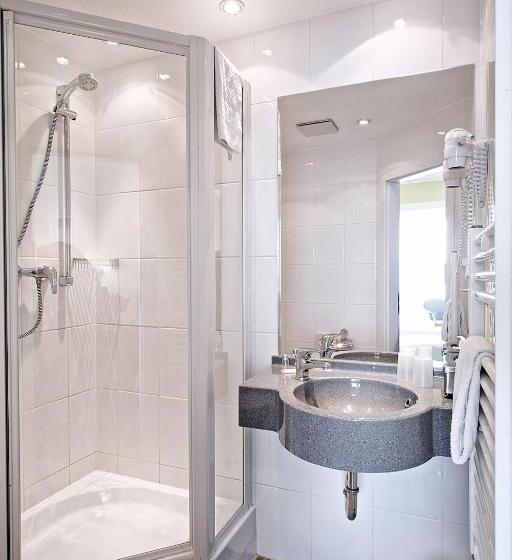 اتاق استاندارد با بالکن, Perekop