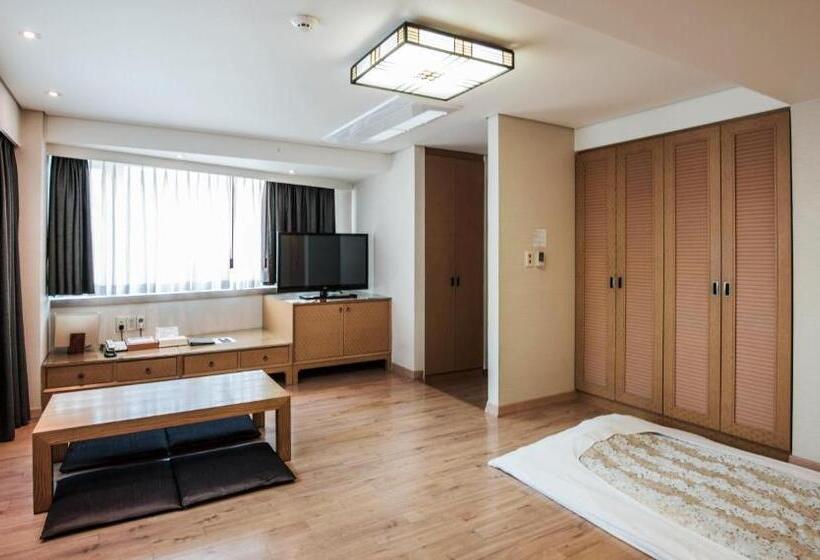 Семейный Номер, Prince Seoul