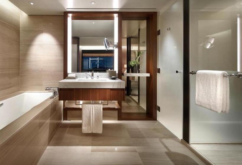 Номер Executive, The Shilla Seoul