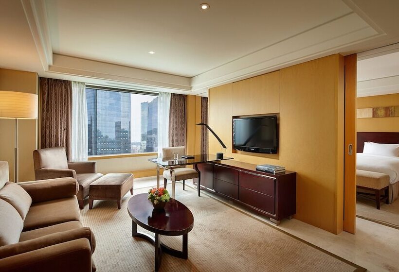 سوییت جونیور کلاب, Lotte Hotel Seoul
