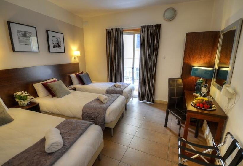 اتاق استاندارد سه نفره, Carlton